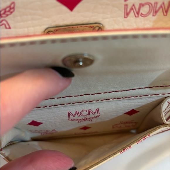 MCM Pink and White Boston Bag 🎀🎀​ - Picture 5 of 10